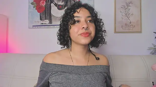 Dhalila  online show from 03/03/25, 01:53