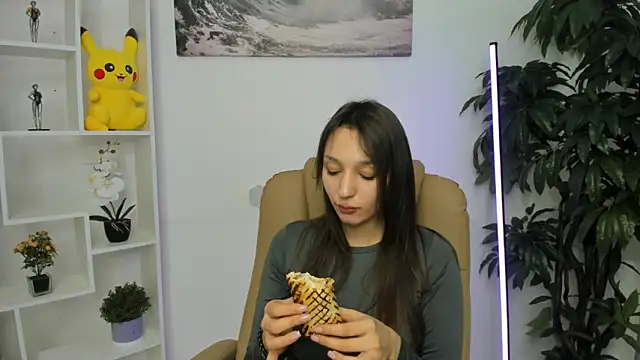 Snapshot of ColleenCox chatting on 02/10/25, 03:10 ColleenCox online show from 02/10/25, 03:10