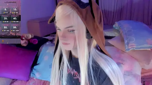 Angelica Reborn online show from 11/18/25, 06:29