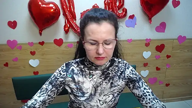 Miroslava Happi online show from 03/08/25, 09:17