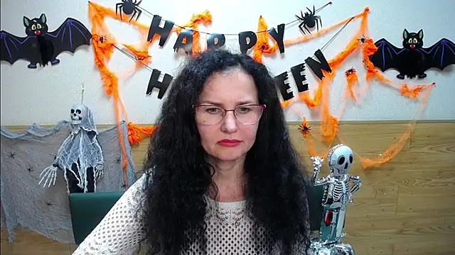 Miroslava Happi online show from 11/02/25, 08:39