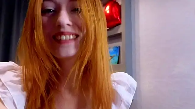 Snapshot of Hisoka_akerley chatting on 02/14/25, 06:29 Hisoka akerley online show from 02/14/25, 06:29
