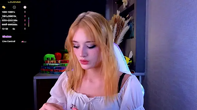 Snapshot of Hisoka_akerley chatting on 09/19/25, 04:40 Hisoka akerley online show from 09/19/25, 04:40