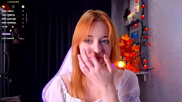 Snapshot of Hisoka_akerley chatting on 10/23/25, 05:55 Hisoka akerley online show from 10/23/25, 05:55