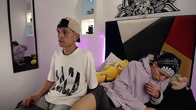 MaikyCooper online show from 02/28/25, 08:31