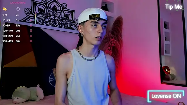 MaikyCooper online show from 10/12/25, 08:41