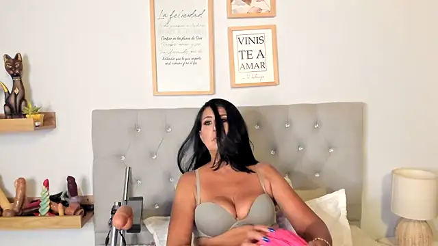 Snapshot of Jackiehmilf52 chatting on 03/17/25, 01:35 Jackiehmilf52 online show from 03/17/25, 01:35