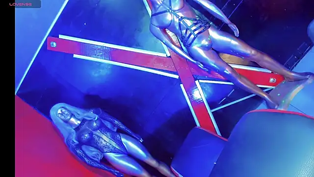 Snapshot of emelly_horny_ chatting on 11/05/25, 07:14 emelly horny online show from 11/05/25, 07:14