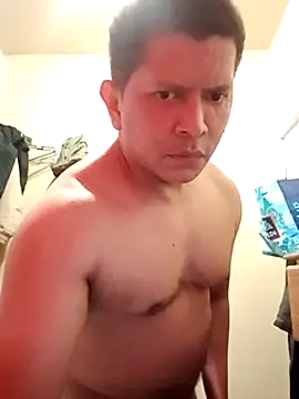 machoactivo1 online show from 02/18/25, 08:38