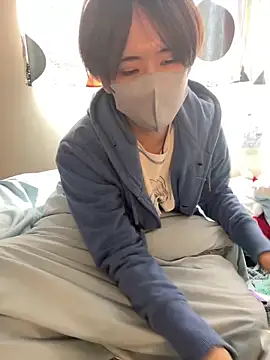 makitoru online show from 02/15/25, 02:04