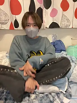makitoru online show from 02/18/25, 10:16