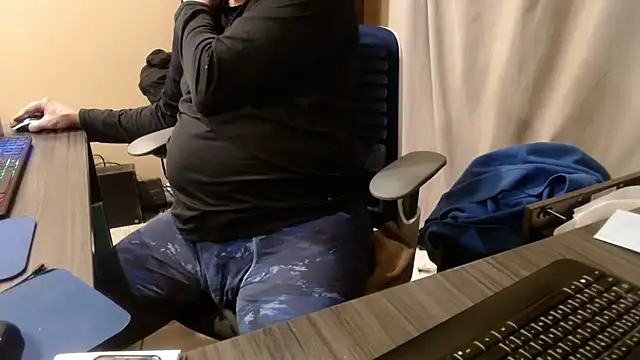 olderandwiser2 online show from 04/22/26, 02:47