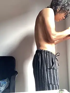 shadowsofgarden online show from 02/15/25, 01:16