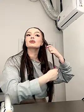 Snapshot of AlexaBright chatting on 11/15/25, 07:32 AlexaBright online show from 11/15/25, 07:32