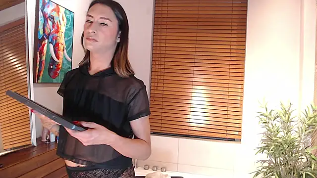 Georgina Palacios  online show from 04/07/26, 03:51