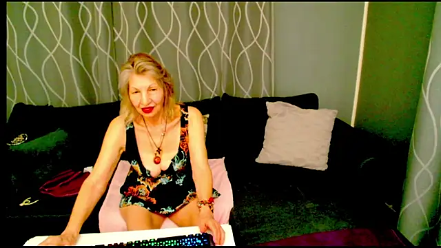 adeleadison online show from 12/19/25, 05:58