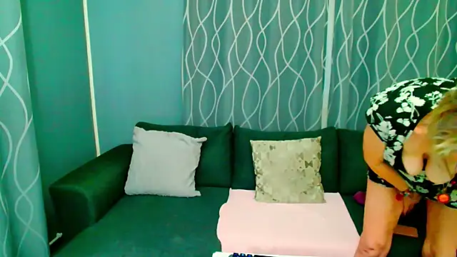 adeleadison online show from 02/02/26, 06:12