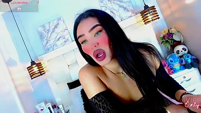 BelovedChain01 online show from 03/17/26, 11:08