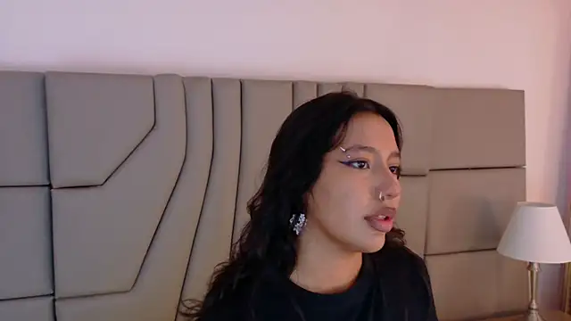 ParanoidTemptaion  online show from 06/03/26, 11:46