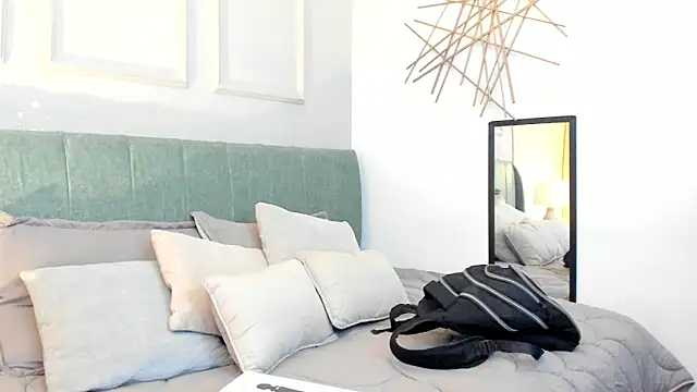 elizabeth 20 online show from 01/06/26, 07:28