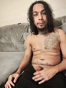 Rican8inches online show from 02/16/25, 03:47