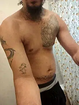 Rican8inches online show from 10/27/25, 04:33