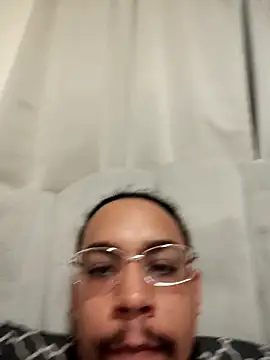 Rican8inches online show from 10/28/25, 05:26