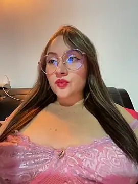 ValentinaOrtiz3 online show from 03/09/25, 03:22