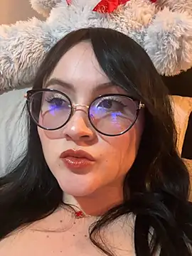 ValentinaOrtiz3 online show from 02/12/26, 11:22