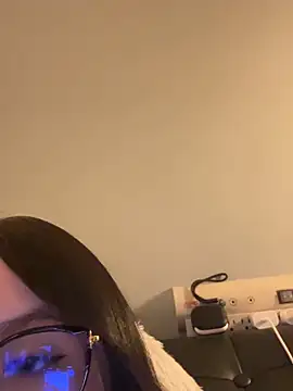 ValentinaOrtiz3 online show from 03/13/26, 12:39