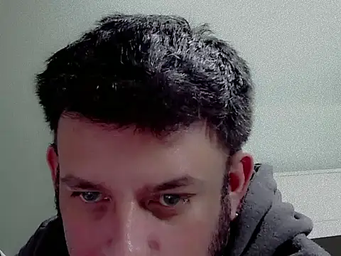 Snapshot of tonyglams chatting on 09/28/25, 12:16 tonyglams online show from 09/28/25, 12:16