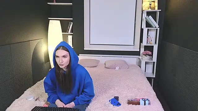 Snapshot of FeliceAldridge chatting on 02/15/25, 09:15 FeliceAldridge online show from 02/15/25, 09:15