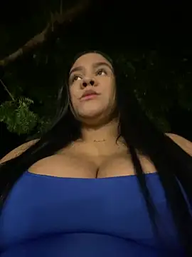 Snapshot of princesa_kim chatting on 02/26/25, 02:37 princesa kim online show from 02/26/25, 02:37