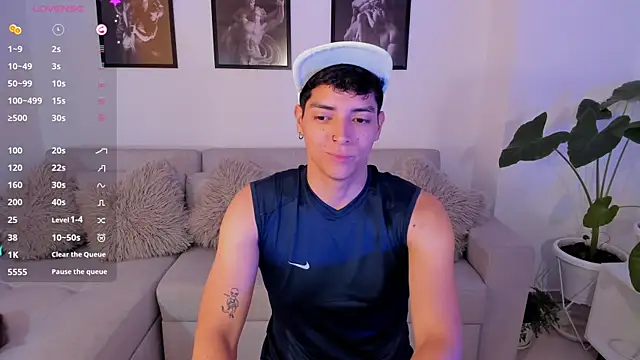  JacobMiller   online show from 02/16/25, 08:44