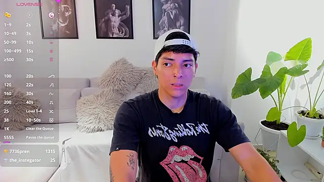  JacobMiller   online show from 02/26/25, 12:27