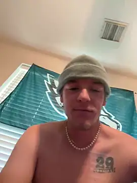 Snapshot of theycallmes3x chatting on 02/10/25, 04:04 theycallmes3x online show from 02/10/25, 04:04