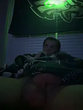 Snapshot of theycallmes3x chatting on 02/22/25, 08:29 theycallmes3x online show from 02/22/25, 08:29