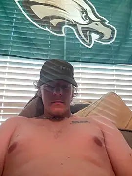 Snapshot of theycallmes3x chatting on 03/19/25, 06:12 theycallmes3x online show from 03/19/25, 06:12