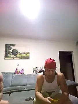 Snapshot of TonnyMoreno chatting on 03/04/26, 12:38 TonnyMoreno online show from 03/04/26, 12:38