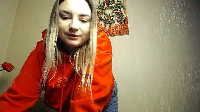 Snapshot of YourSwetiwGirl chatting on 10/03/25, 11:51 YourSwetiwGirl online show from 10/03/25, 11:51