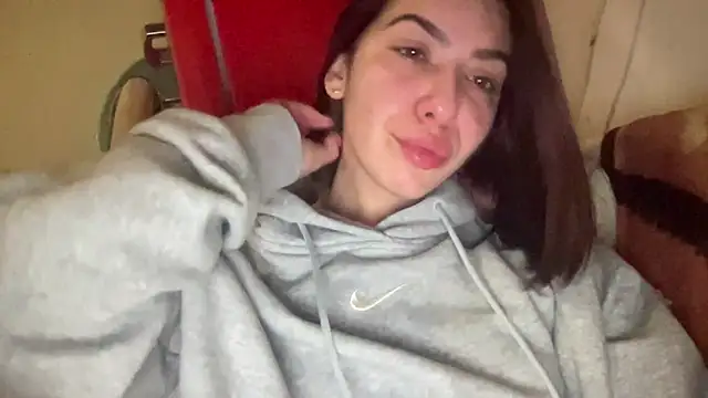 Snapshot of sarrah_rossy chatting on 03/03/25, 06:12 sarrah rossy online show from 03/03/25, 06:12