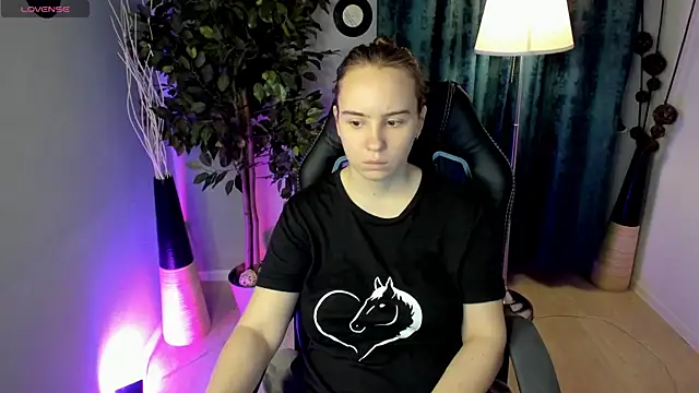 Lika 0ne online show from 02/14/26, 12:13