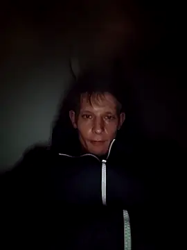 Snapshot of Kamilll94@xh chatting on 11/01/25, 06:21 Kamilll94xh online show from 11/01/25, 06:21