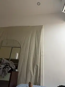 0W00GIGi online show from 07/28/26, 01:01
