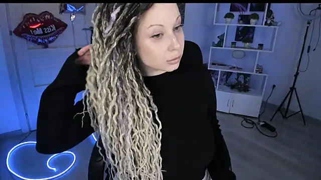 HoneySallyMoore online show from 02/13/26, 02:24