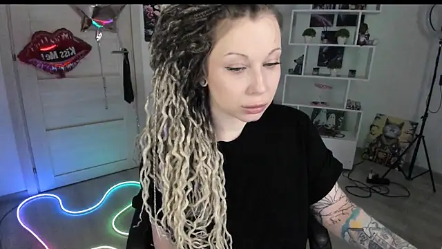 HoneySallyMoore online show from 02/27/26, 03:56