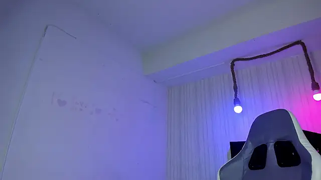 nicky angel1 online show from 11/14/25, 07:01