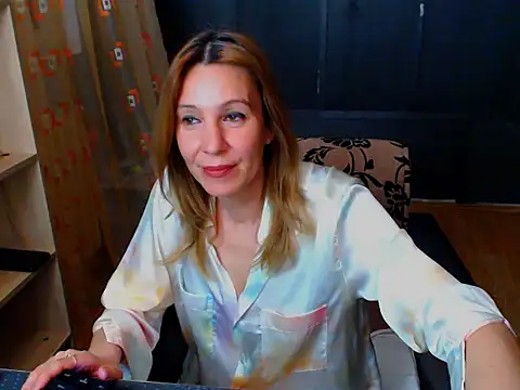 hannaha online show from 03/27/26, 07:24