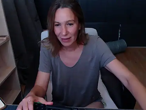 hannaha online show from 07/03/26, 07:31
