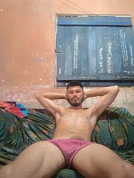 Snapshot of DamAlves49 chatting on 04/17/26, 11:24 DamAlves49 online show from 04/17/26, 11:24